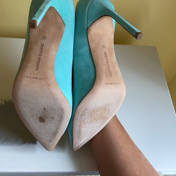 MANOLO BLAHNIK HEELS! - Picture 3 of 11